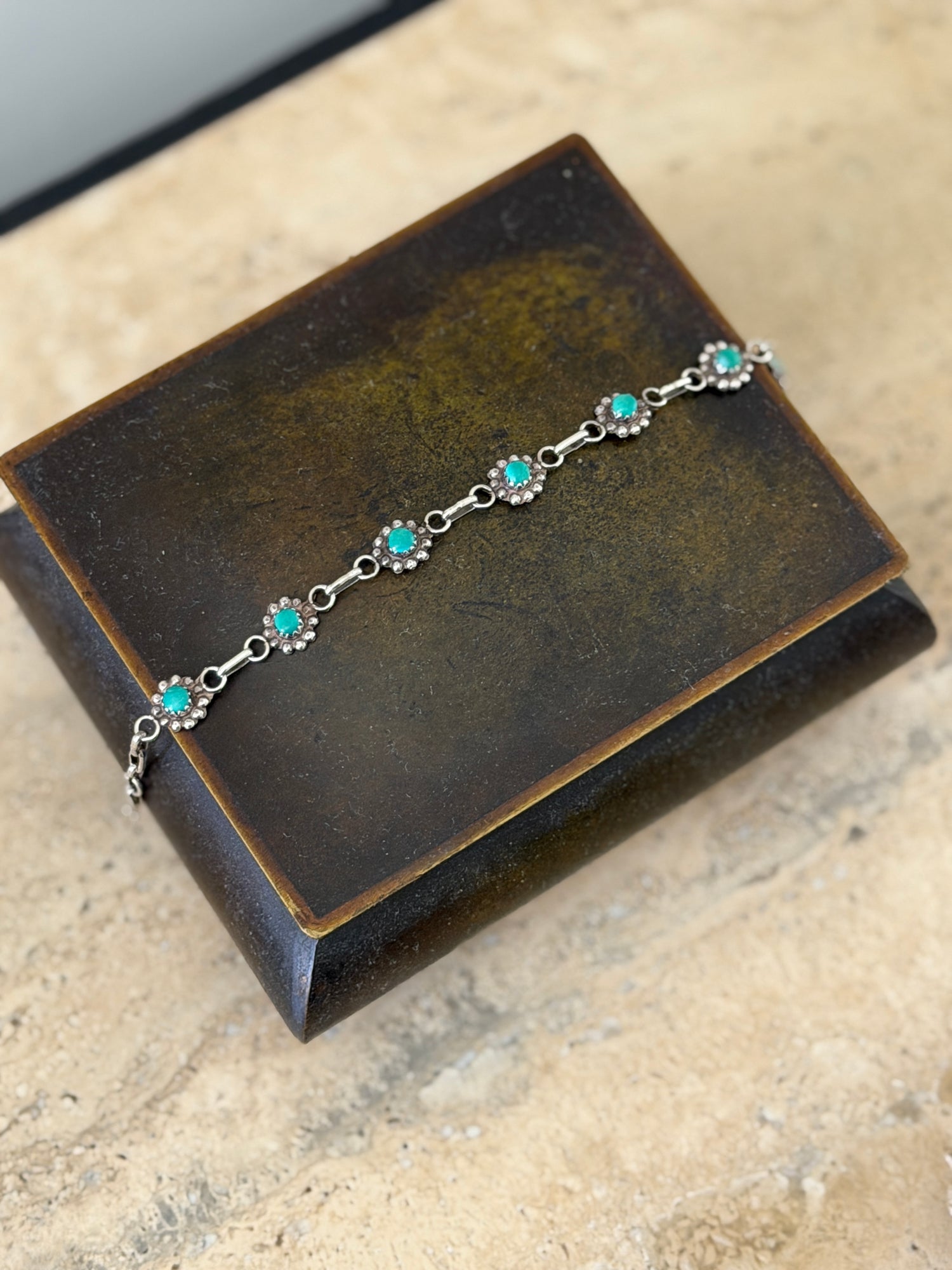 Vintage Sterling Silver &amp; Turquoise Native American Station Link Bracelet  | Collectors Gene