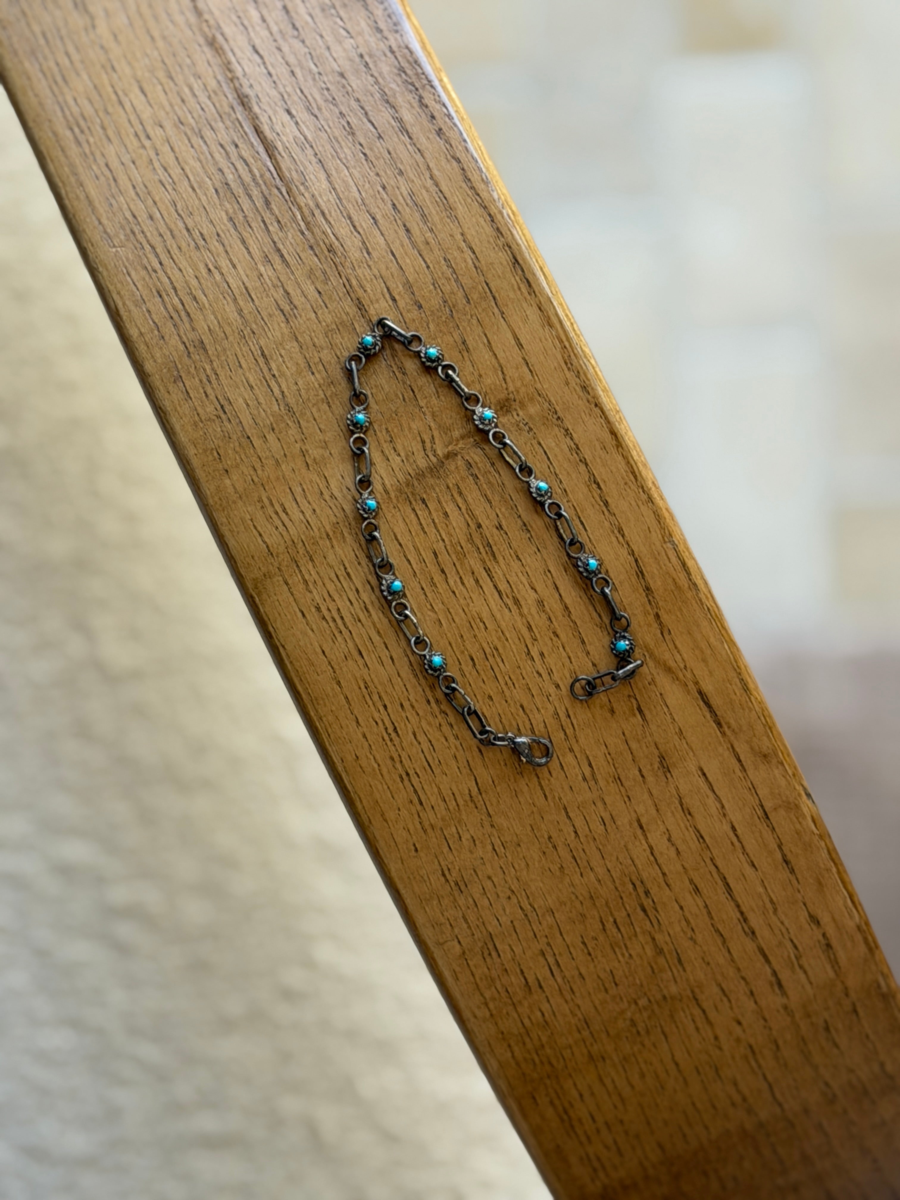 Vintage Sterling Silver Turquoise Station Link Bracelet | Collectors Gene
