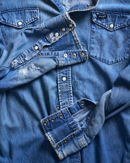 Wrangler Denim Shirt | Doug Bihlmaier